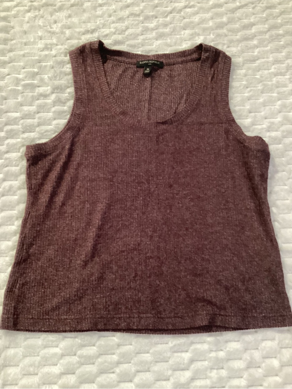 Banana Republic Women's Ribbed Plum Tank size medium #f2